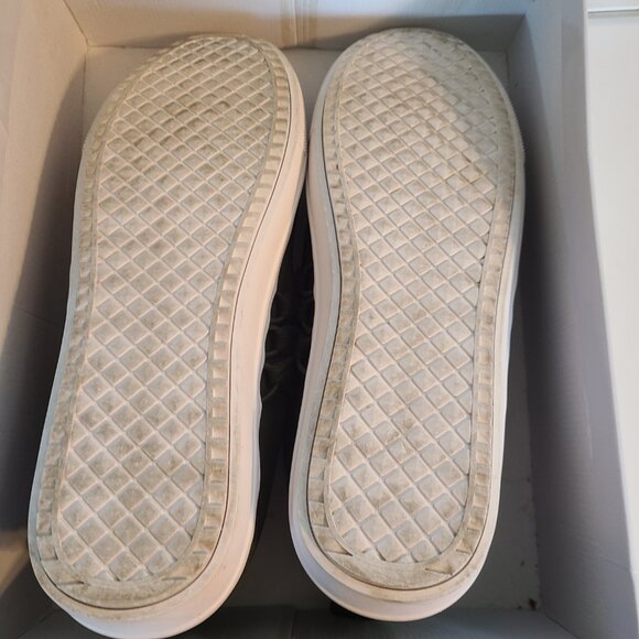 STEVE MADDEN Lancer Womens 9 Olive Green Low-Top Sneakers Casual Slip On Shoe - Picture 13 of 15